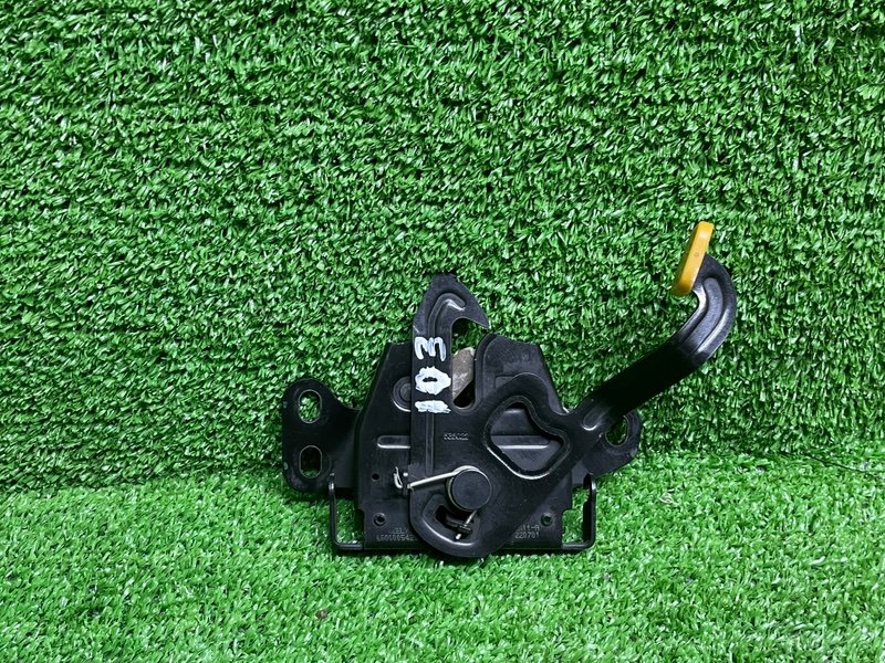 Замок капота, 1500 рублей, Москва