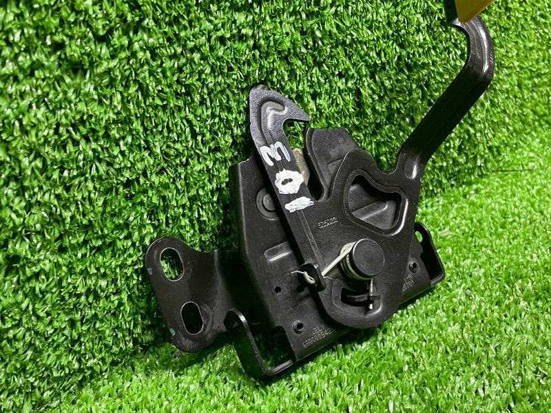 Замок капота, 1500 рублей, Москва