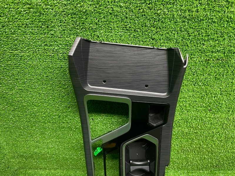 Накладка консоли, 10000 рублей, Москва