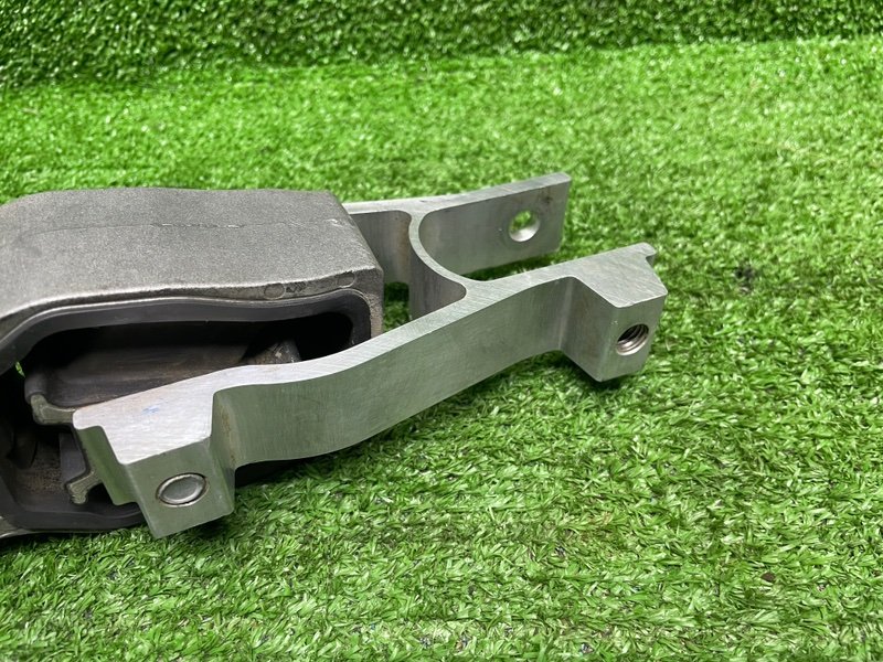 Опора двигателя, 6000 рублей, Москва