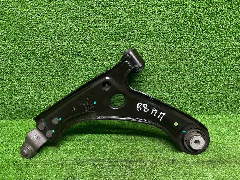 Рычаг передний правый, 7000 рублей, Москва