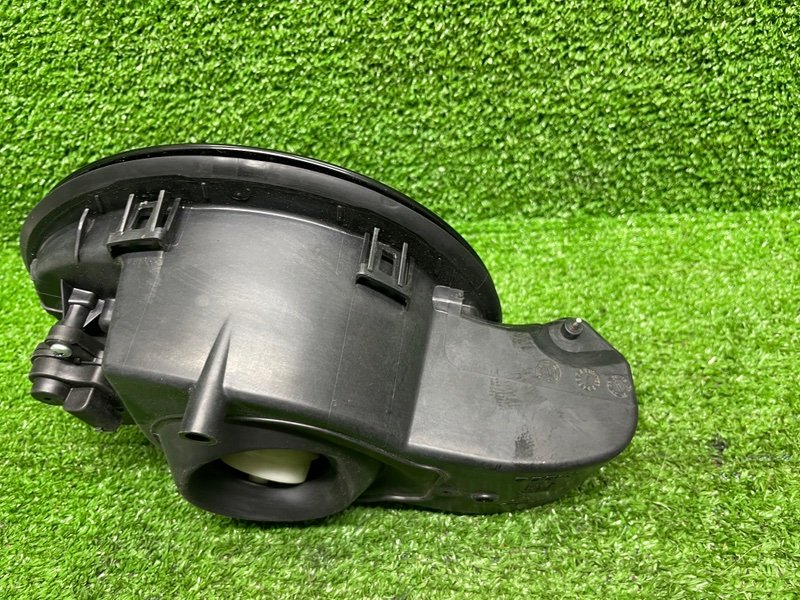 Лючок топливного бака, 9000 рублей, Москва