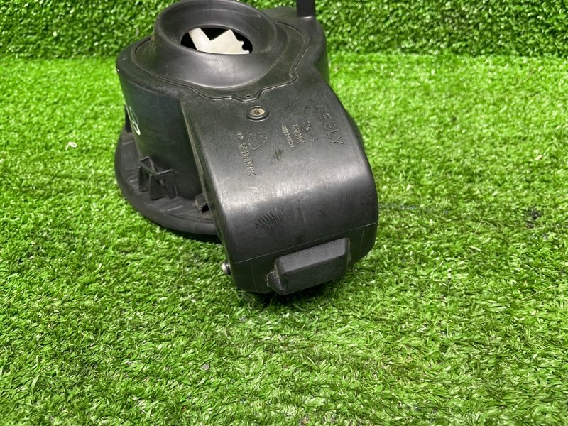 Лючок топливного бака, 9000 рублей, Москва