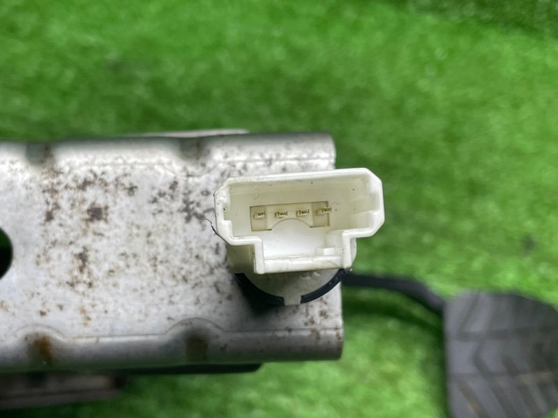 Педаль тормоза, 1600 рублей, Москва