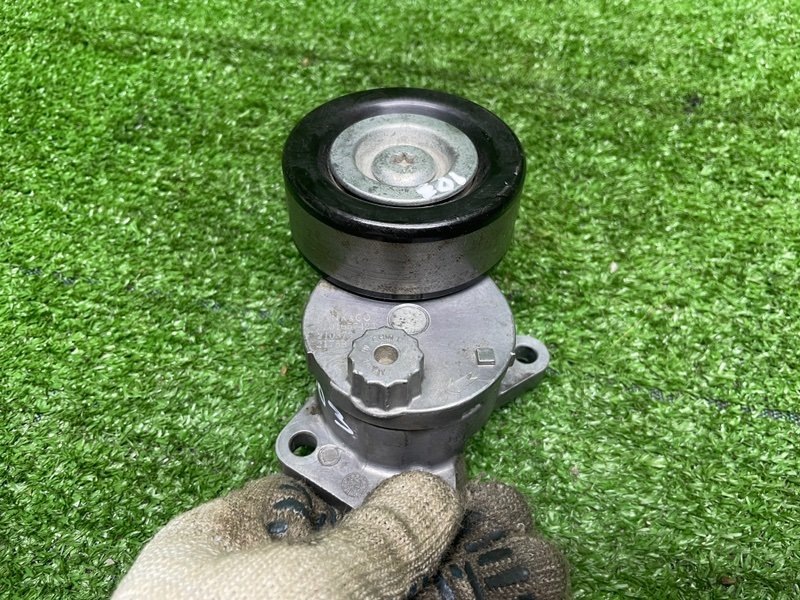 Ролик-натяжитель, 1000 рублей, Москва