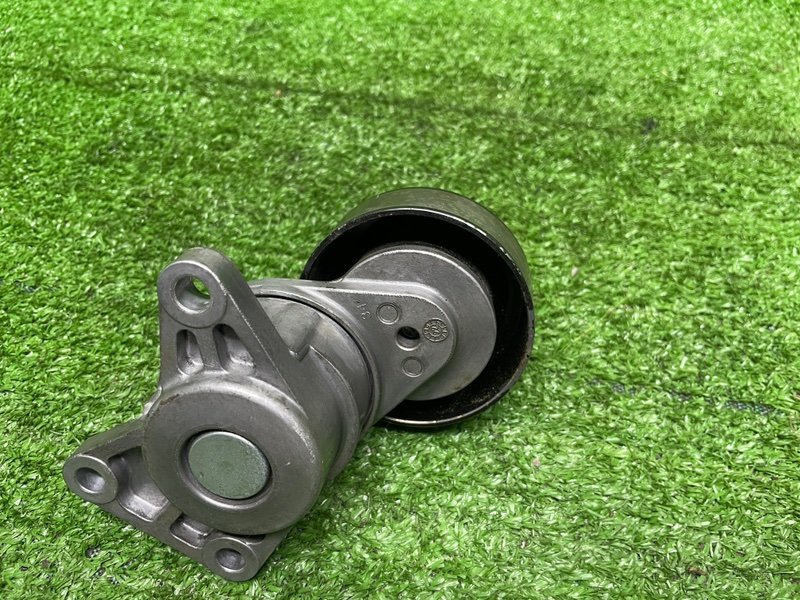 Ролик-натяжитель, 1000 рублей, Москва