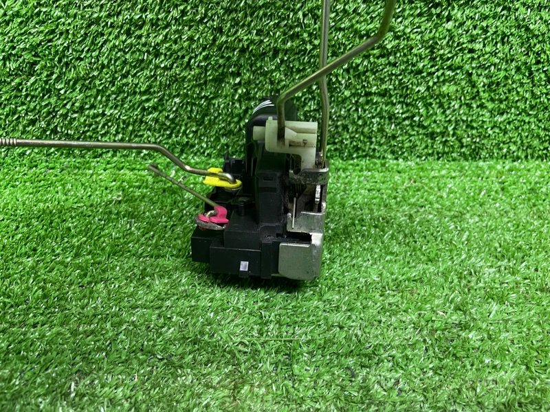 Замок двери передней левой, 3500 рублей, Москва