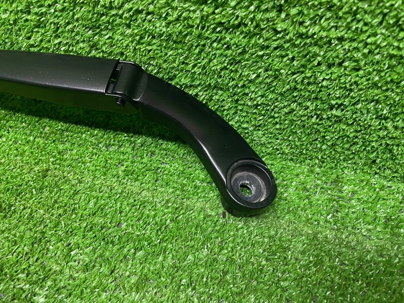 Поводок стеклоочистителя передний, 3000 рублей, Москва