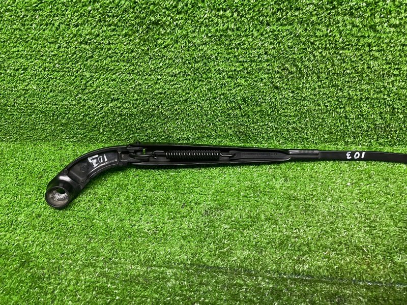 Поводок стеклоочистителя передний, 3000 рублей, Москва