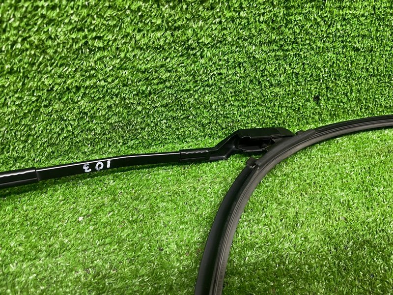 Поводок стеклоочистителя передний, 3000 рублей, Москва