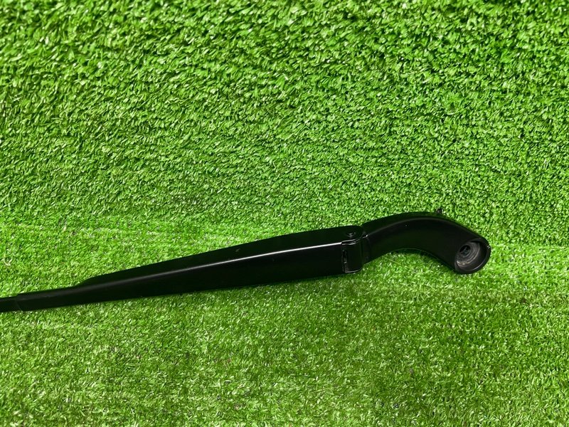 Поводок стеклоочистителя передний, 1550 рублей, Москва