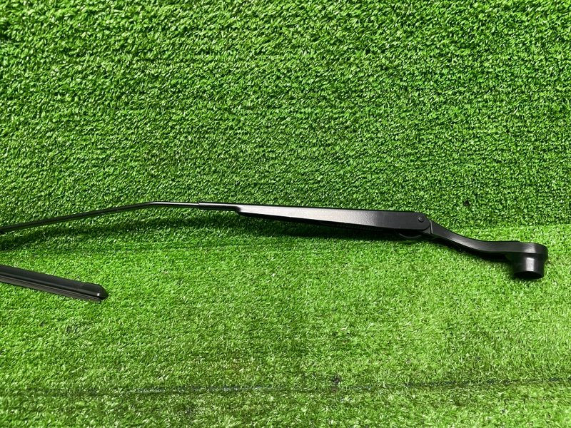 Поводок стеклоочистителя передний, 1550 рублей, Москва