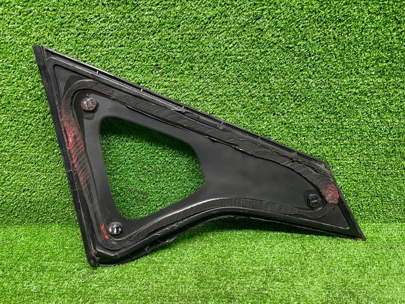 Стекло глухое зад. правое, 3000 рублей, Москва