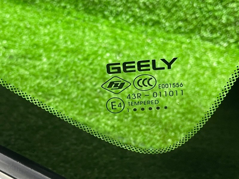 Стекло глухое зад. правое, 3000 рублей, Москва