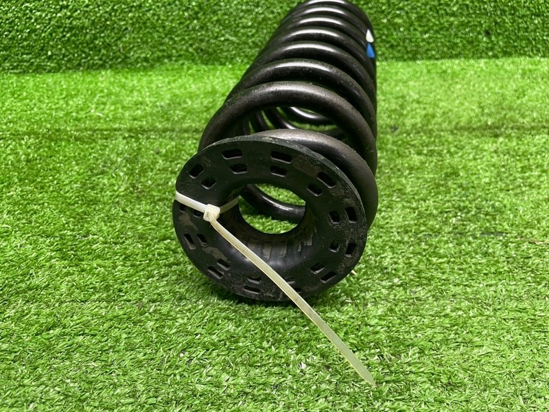 Пружина задняя, 2500 рублей, Москва