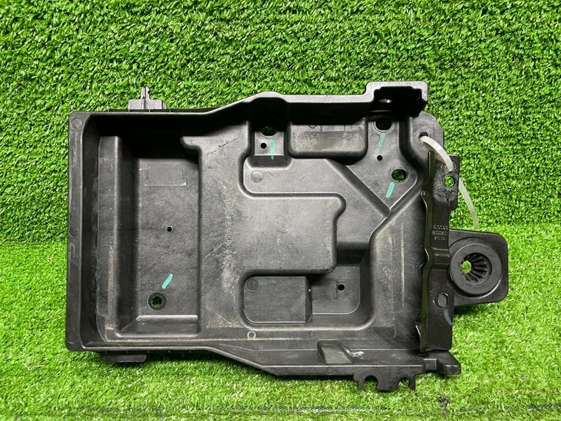 Площадка под АКБ, 1500 рублей, Москва