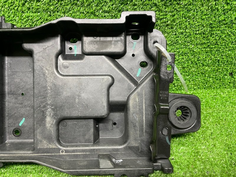 Площадка под АКБ, 1500 рублей, Москва