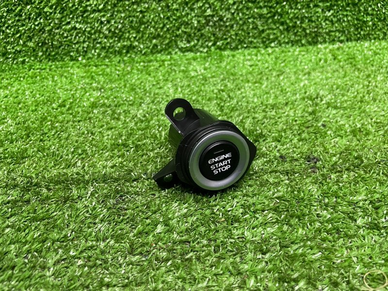 Кнопка старт-стоп, 2000 рублей, Москва