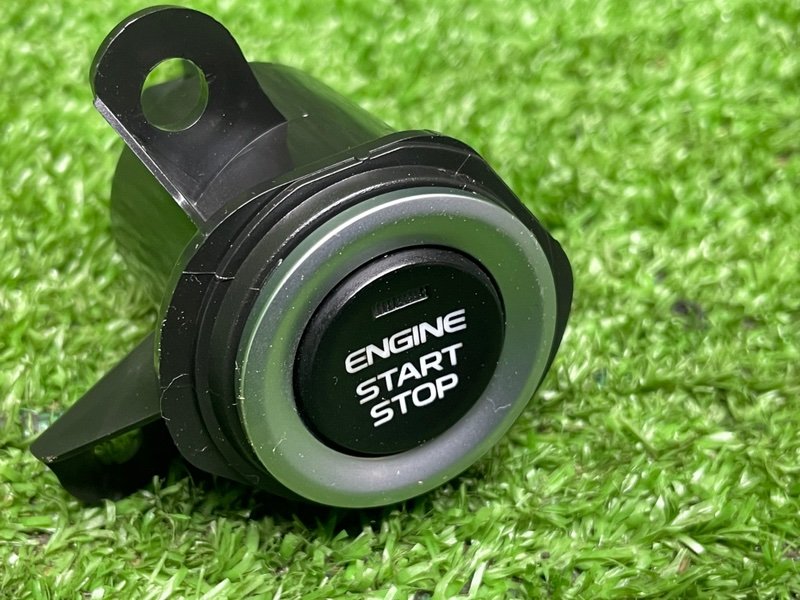 Кнопка старт-стоп, 2000 рублей, Москва