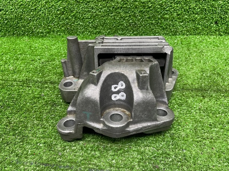 Опора двигателя, 3500 рублей, Москва