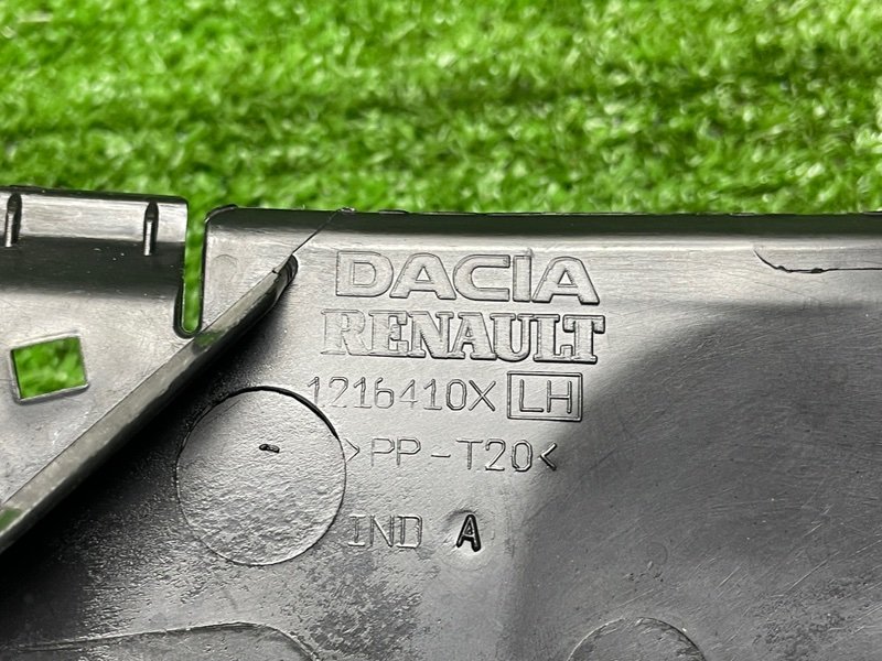 Планка под лобовое стекло, 500 рублей, Москва