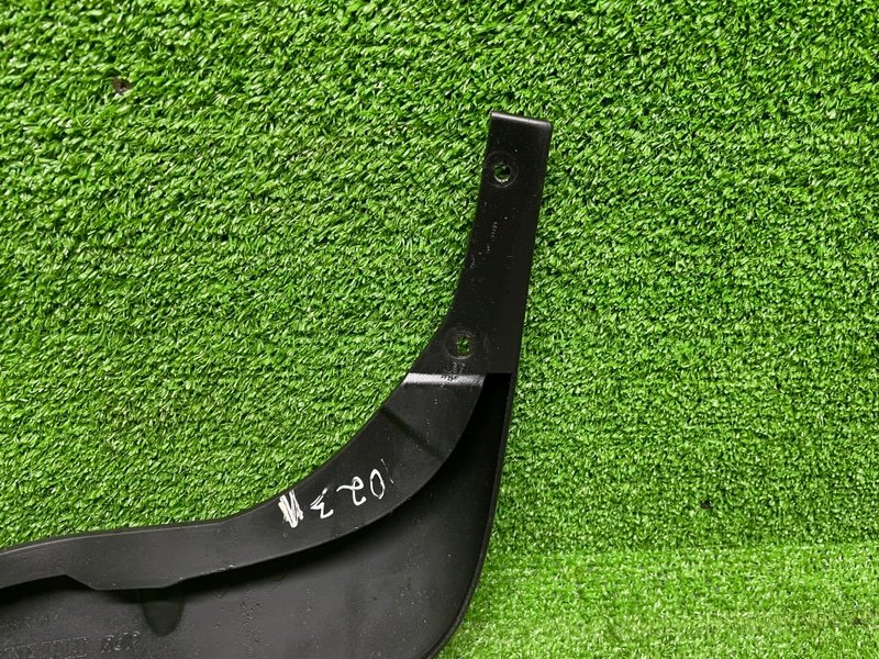 Брызговик, 1500 рублей, Москва