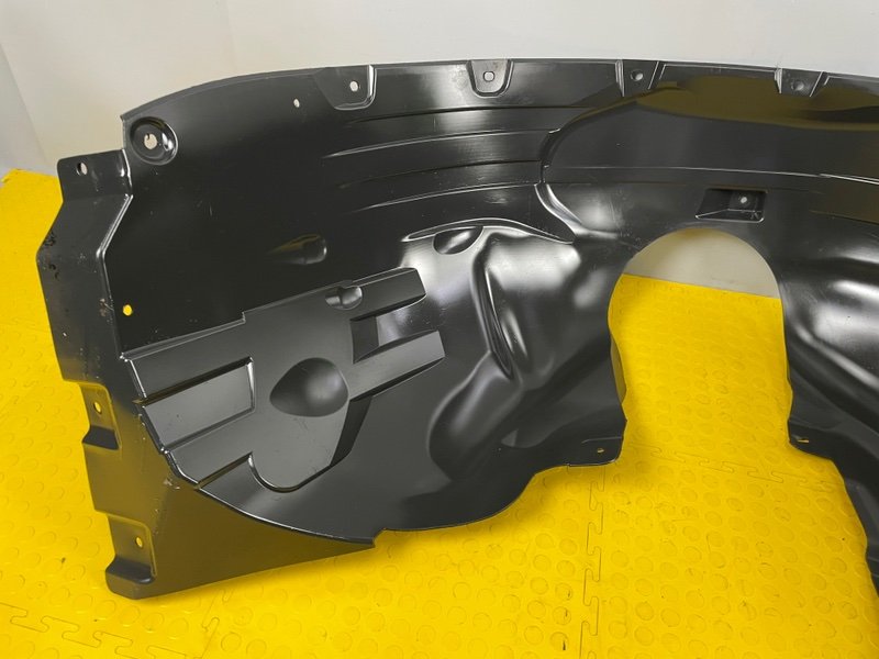 Подкрылок, 6000 рублей, Москва