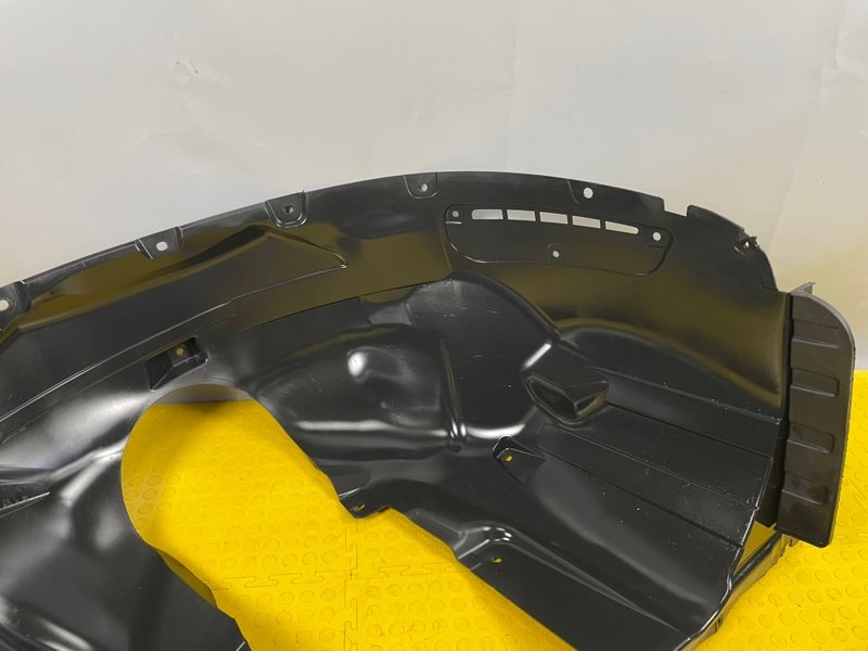 Подкрылок, 6000 рублей, Москва