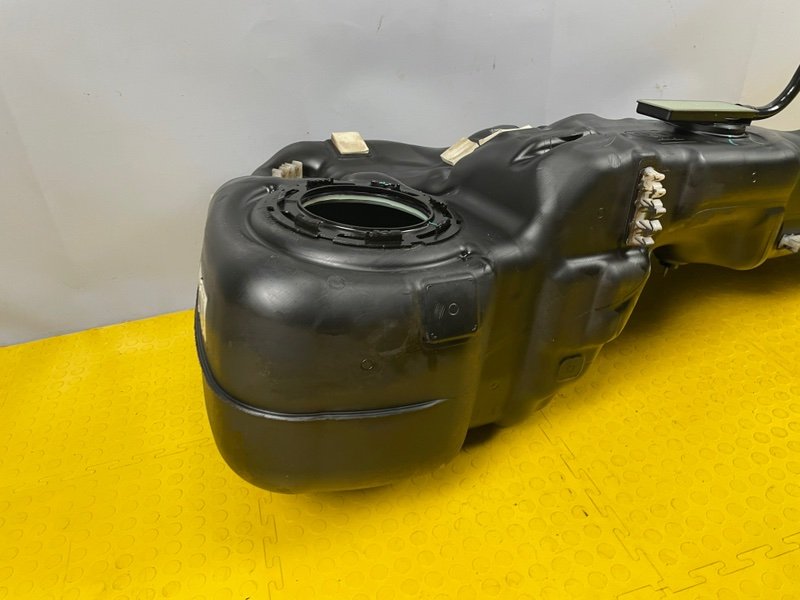 Бак топливный, 14000 рублей, Москва