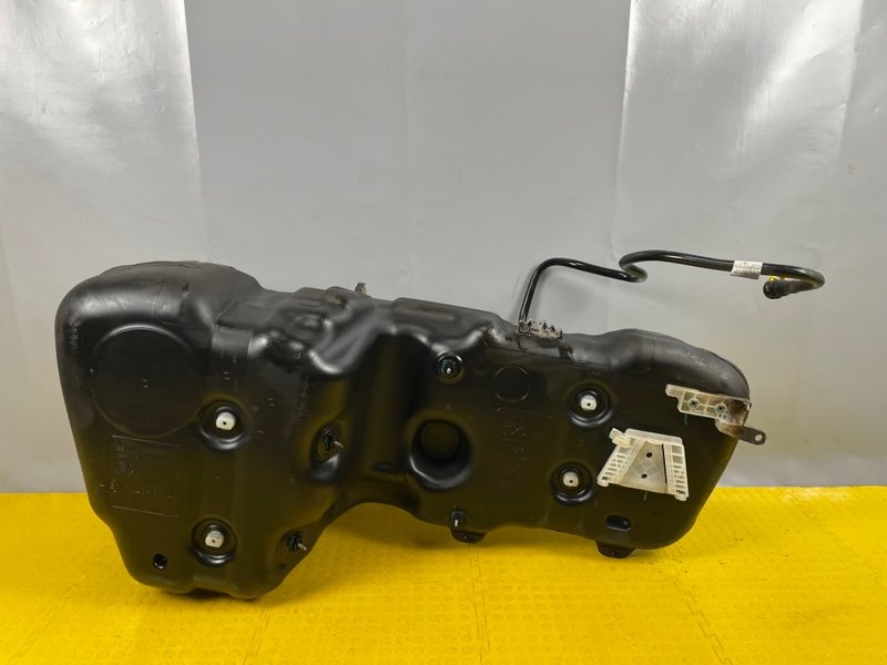 Бак топливный, 14000 рублей, Москва