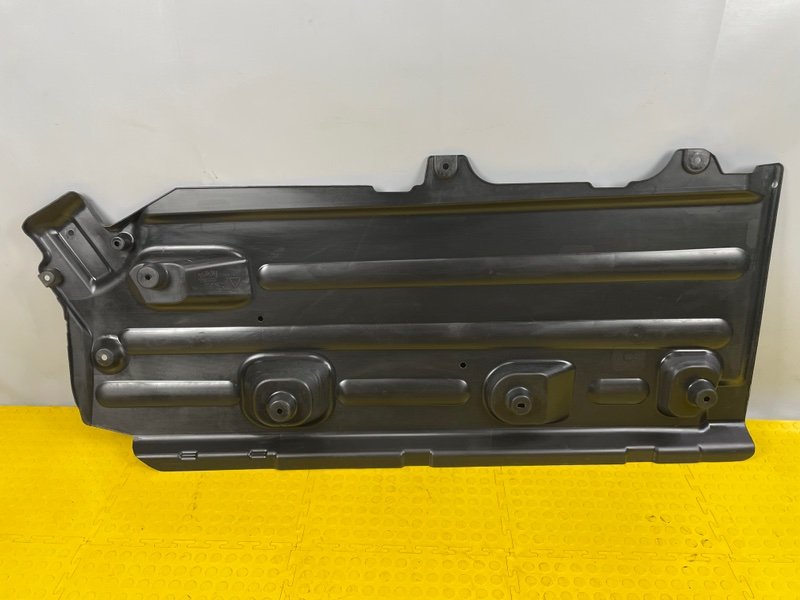 Защита антигравийная, 2000 рублей, Москва