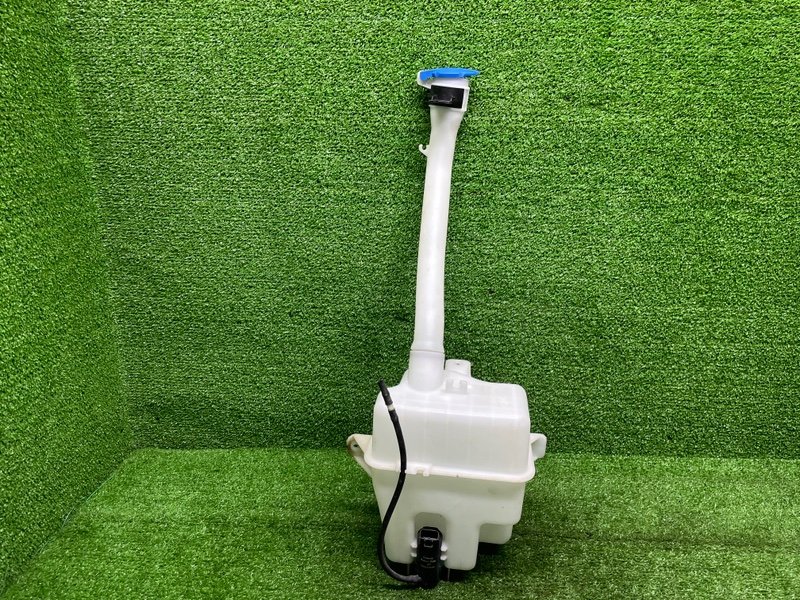 Бачок омывателя лобового стекла, 3500 рублей, Москва