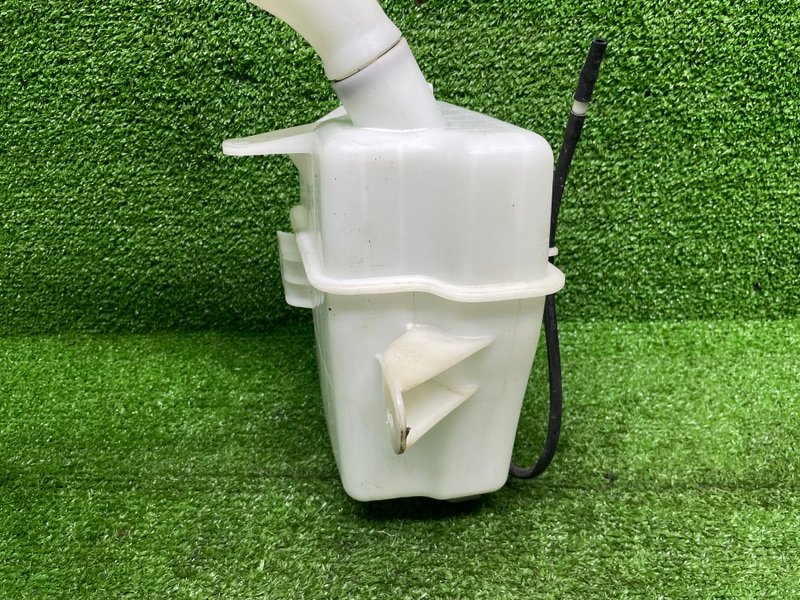 Бачок омывателя лобового стекла, 3500 рублей, Москва