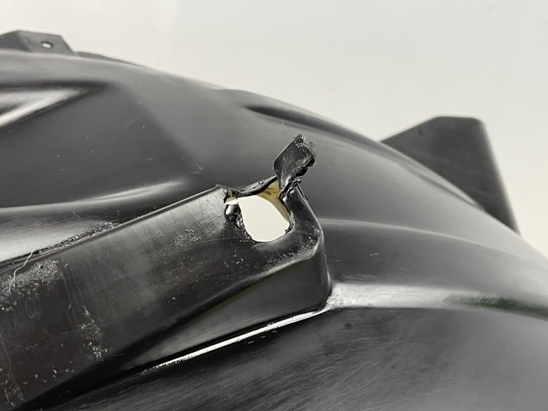 Подкрылок, 3000 рублей, Москва