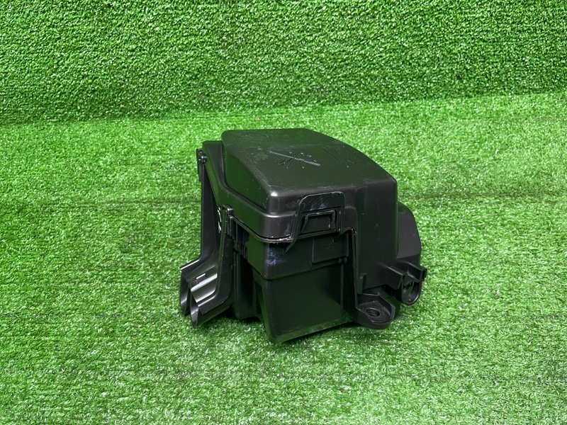 Корпус блока предохранителей, 2000 рублей, Москва