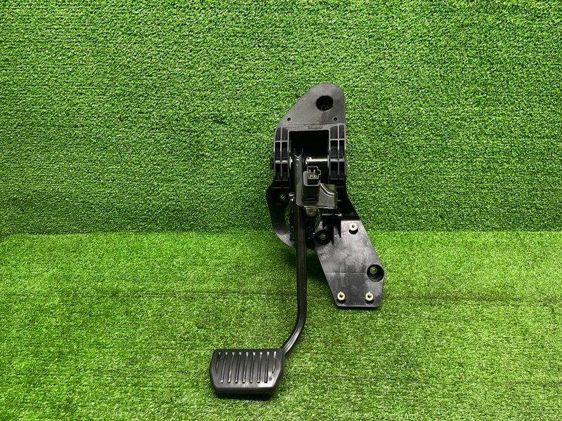 Педаль тормоза, 6000 рублей, Москва