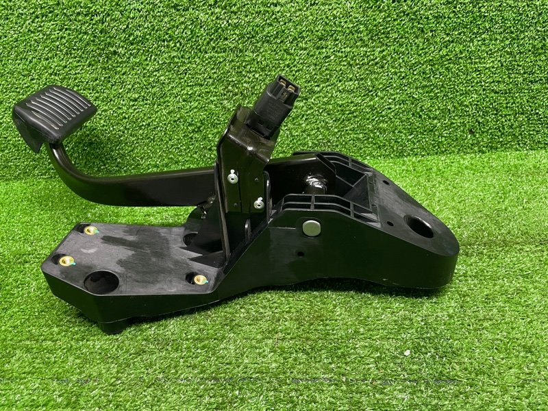 Педаль тормоза, 6000 рублей, Москва