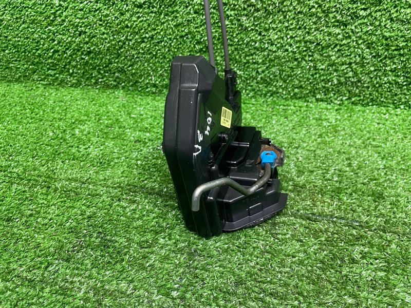 Замок двери задней правой, 6000 рублей, Москва