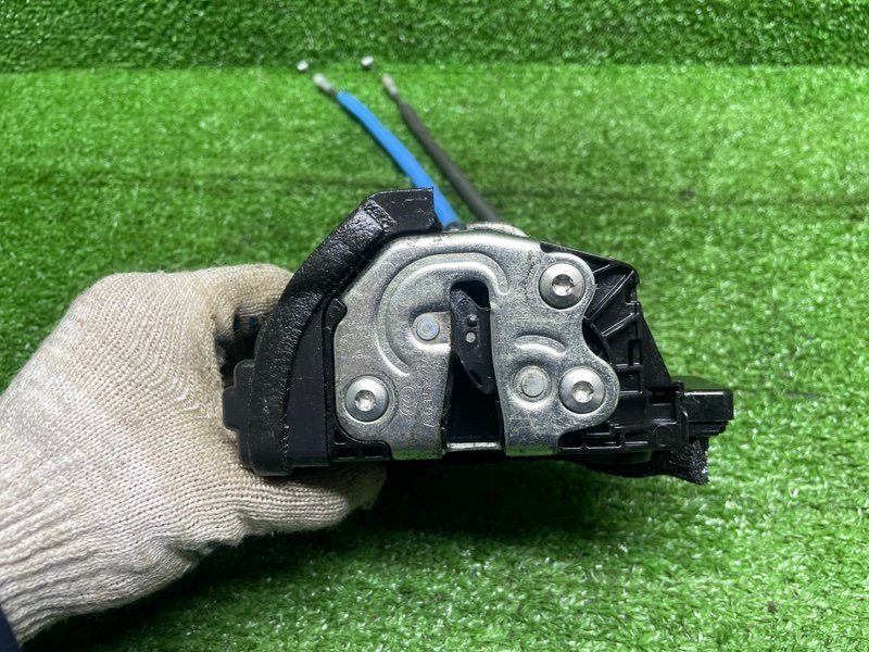 Замок двери задней правой, 6000 рублей, Москва