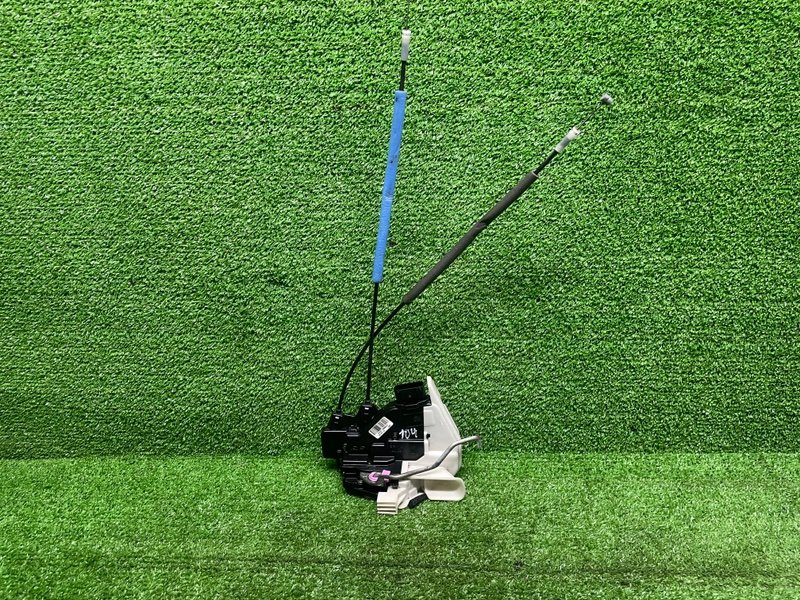 Замок двери передней левой, 7000 рублей, Москва