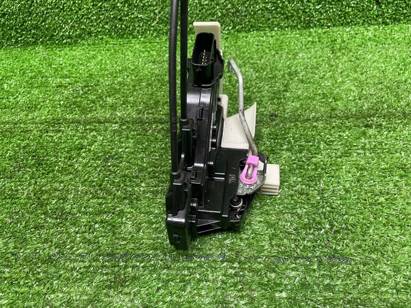 Замок двери передней левой, 7000 рублей, Москва