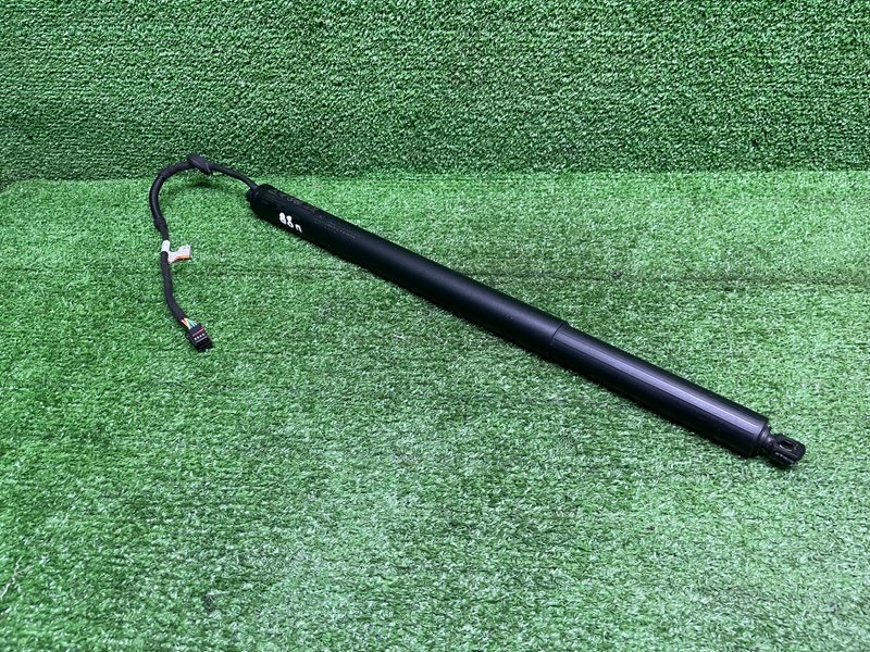 Амортизатор двери багажника, 8000 рублей, Москва