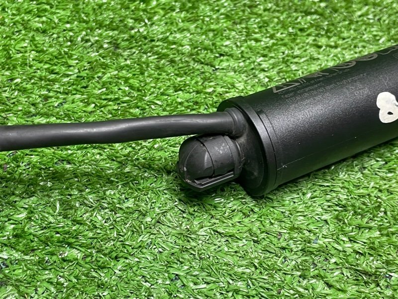 Амортизатор двери багажника, 8000 рублей, Москва