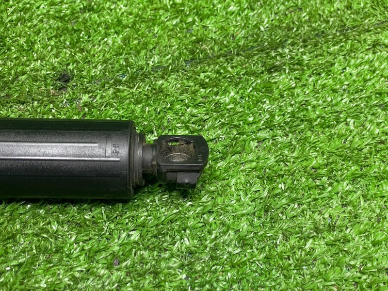 Амортизатор двери багажника, 8000 рублей, Москва