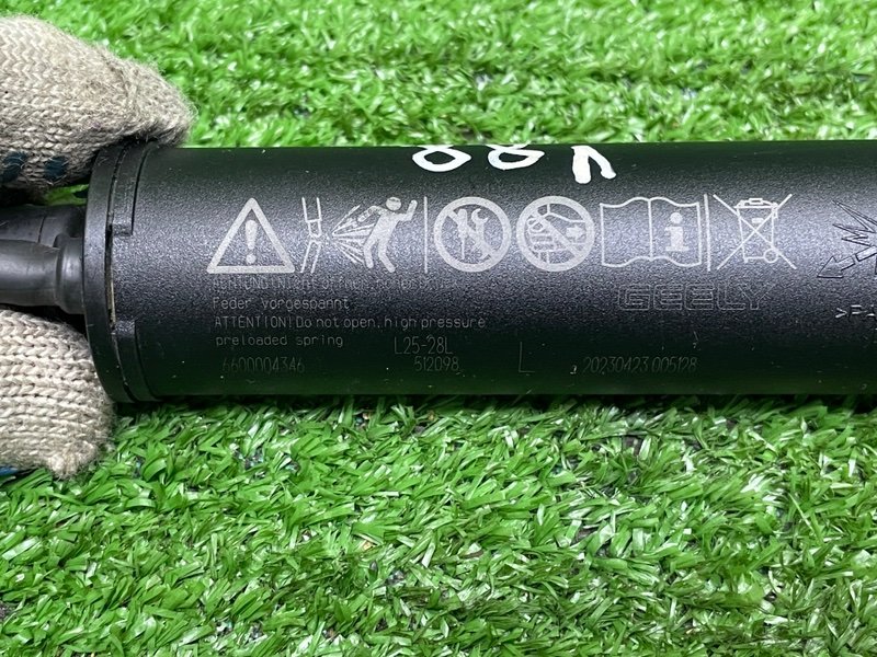 Амортизатор двери багажника, 8000 рублей, Москва