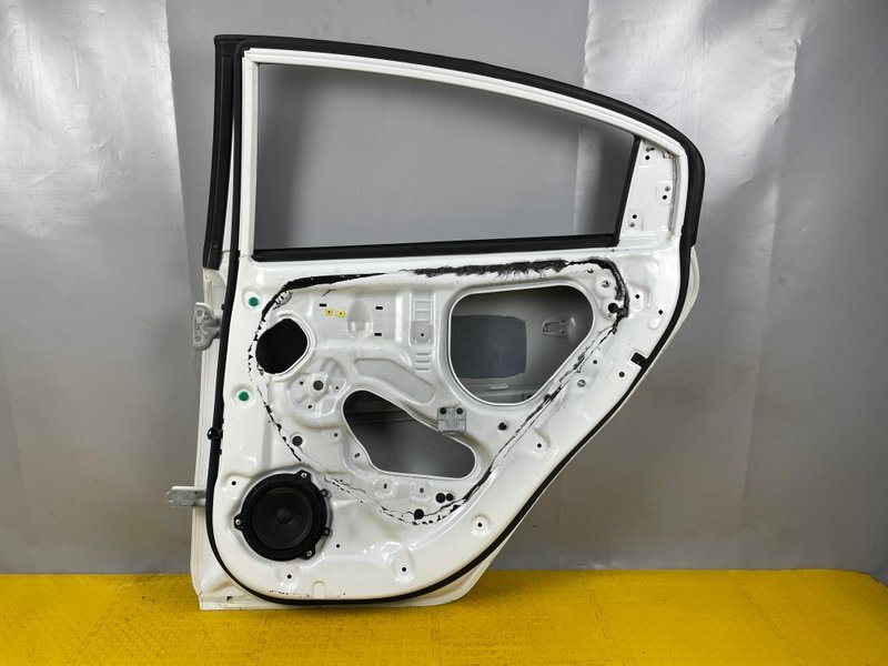 Дверь задняя правая, 30000 рублей, Москва