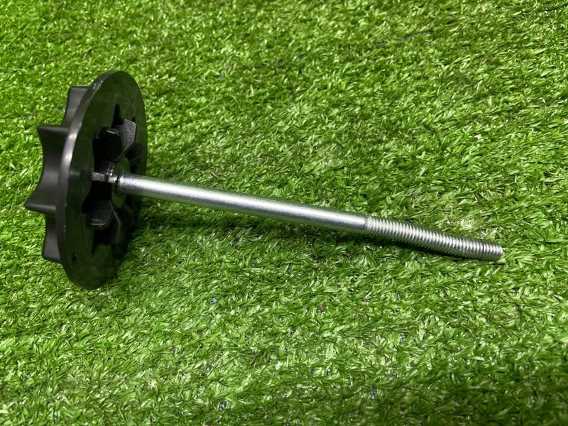 Болт крепления запасного колеса, 1000 рублей, Москва