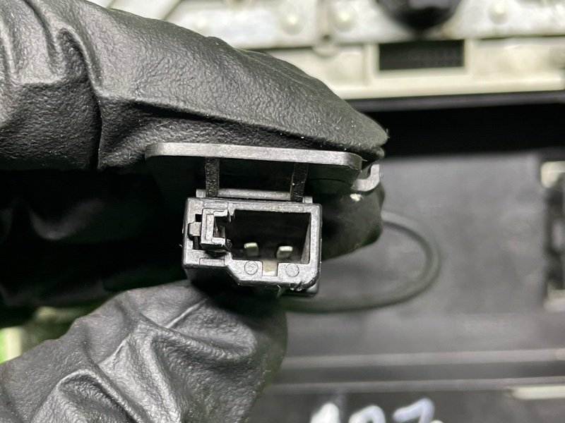 Плафон салонный, 1000 рублей, Москва