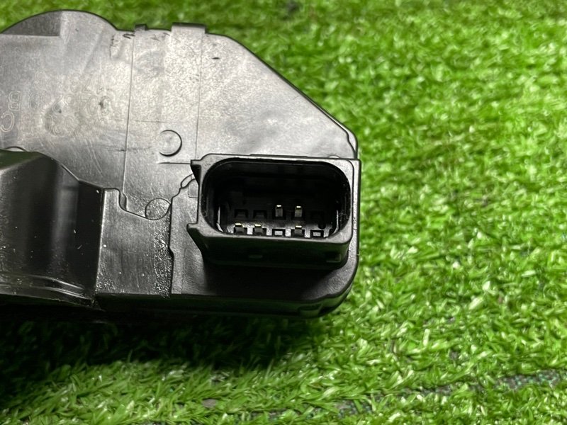 Замок двери передней правой, 5000 рублей, Москва