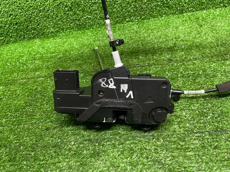 Замок двери передней левой, 7000 рублей, Москва